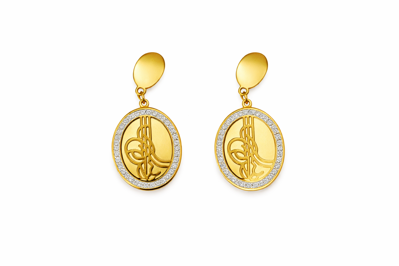 Golden Oval drop with diamond