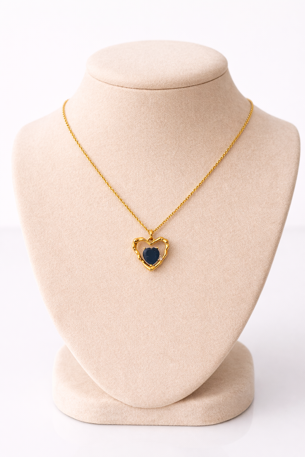 Heart Frame Pendant Necklace |3| Mehrooh