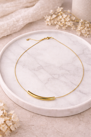 Sleek Chain With Curved Bar Pendant |3| Mehrooh