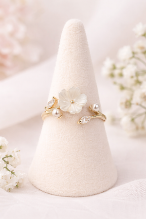 Floral Detail Ring With Crystals Pearl |2| Mehrooh