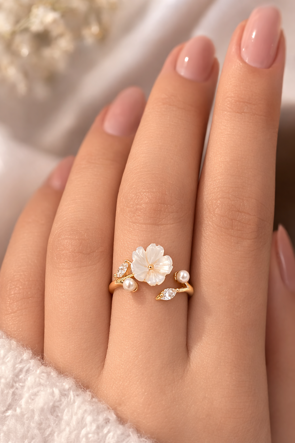 Floral Detail Ring With Crystals Pearl |1| Mehrooh