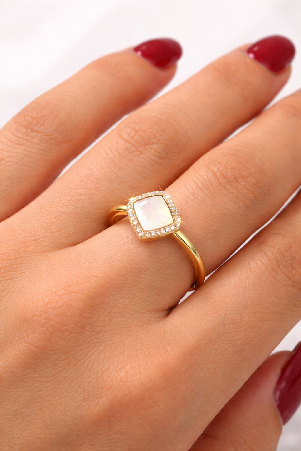 Mother Of Pearl Halo Ring |2| Mehrooh