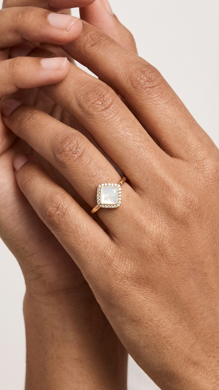 Mother Of Pearl Halo Ring |4| Mehrooh