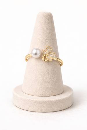 Butterfly On Pearl Ring |6| Mehrooh