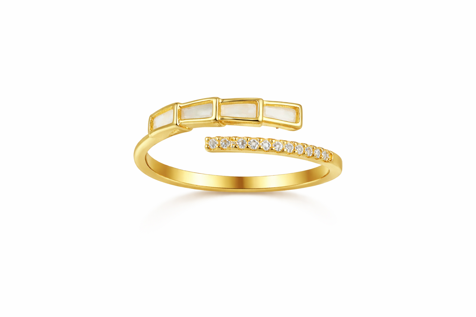 Mother Of Pearl Crystal Ring |5| Mehrooh